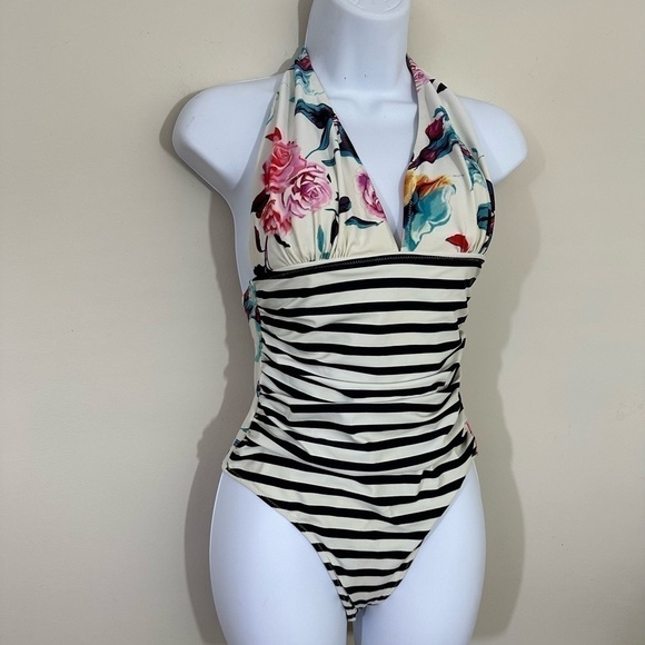 Cupshe sz sm one piece swimsuit mixed media like new - Picture 8 of 12